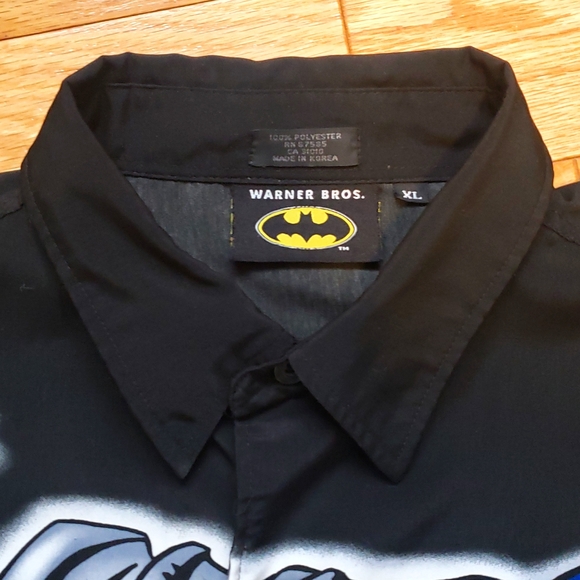 Y2K DC Comics 2001 Batman Shirt - Picture 6 of 10